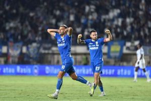 Persib Bandung vs PSIS Semarang di Liga 1 2024-2025