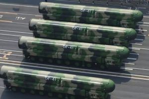 Keberhasilan China uji coba peluncuran rudal balistik antarbenua (ICBM) dinilai memiliki pesan yang kuat bagi AS dan sekutunya