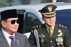 Mayor Teddy Ditunjuk Jadi Seskab Langsung Salam Hormat ke Prabowo