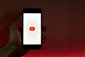 Sering Nonton Youtube Sampai Ketiduran? Nyalakan Fitur Baru Ini