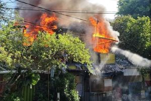 Rumah di Petojo Gambir Terbakar