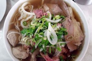 Resep Rahasia: Pho Tai Chin Gan yang Bikin Nagih