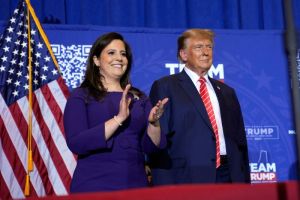 Donald Trump Menunjuk Tokoh Pro Israel Elise Stefanik sebagai Duta Besar AS untuk PBB