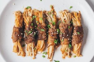 Resep Beef Roll Enoki: Lezatnya Perpaduan Daging dan Jamur