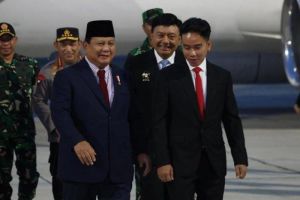 Prabowo Kembali ke Tanah Air Usai Kunjungan Kerja Disambut Gibran