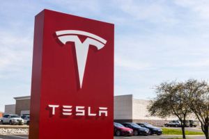 Diduga Sesatkan Publik, Tesla Kena Semprot Otoritas Keselamatan AS