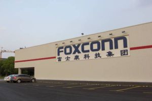 Foxconn Tetap Optimis Hadapi Tarif Baru Donald Trump, Apa Rahasianya?