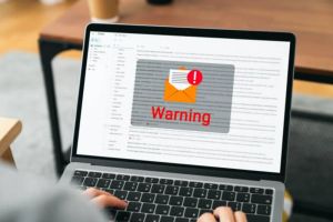 7 Tanda Laptop Kena Malware Bahaya, Cek Browser Anda!