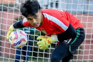 Ernando Ari kala membela Persebaya Surabaya