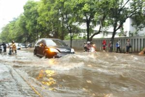 Jika Banjir di Hari Kerja Pemprov DKI Jakarta Rilis Surat Edaran WFH