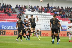 Laga PSIS Semarang vs Malut United