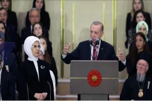 Presiden Turki Recep Tayyip Erdogan ancam kubur kelompok milisi Kurdi Suriah jika mereka tidak meletakkan senjata