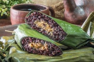 Lemper Ketan Hitam: Kudapan Manis dengan Cita Rasa Tradisional