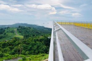 Bukit Mamake Jadi Destinasi Wisata Alam dengan Pemandangan Memukau dan Harga Terjangkau