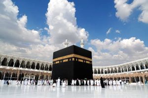 Benarkah Ka'bah Memiliki Medan Magnet? Ini Penjelasan Ilmiahnya