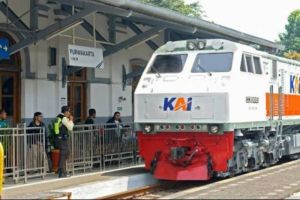 KAI Tambah 1.080 Perjalanan Kereta Api untuk Periode Lebaran 2025, Tiket Bisa Dipesan Mulai 23 Februari