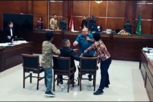 Viral Sidang Hotman dan Razman Ricuh, Akhirnya Komisi Yudisial Turun Tangan