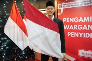 Resmi, Ole Romeny Menjadi Warga Negara Indonesia