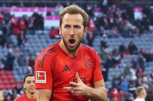 Harry Kane mencetak gol untuk Bayern Munich