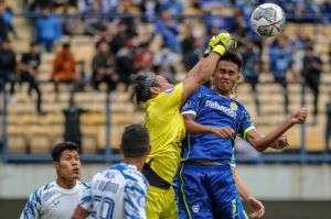 Persib vs PSIS Semarang