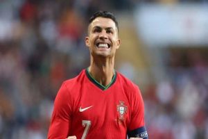 Cristiano Ronaldo ke Indonesia? Simpang Siur Kabar Kedatangan CR7 ke Kupang