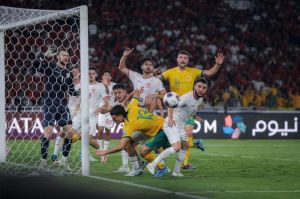 Duel antara Timnas Indonesia vs Timnas Australia di babak ketiga Kualifikasi Piala Dunia 2026 Zona Asia (c) Bola.net/Bagaskara Lazuardi