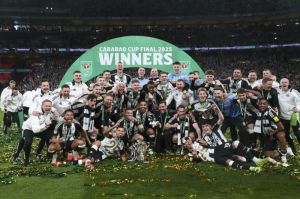 Newcastle United, juara Carabao Cup 2024/2025 (c) AP Photo/Scott Heppell