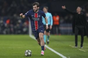 Winger PSG, Khvicha Kvaratskhelia.