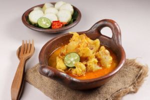 Lontong Kikil Surabaya