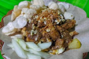 Rujak Cingur