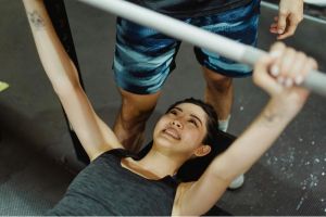 Cara Melakukan Overhead Press