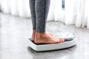 Berat Badan Naik Usai Lebaran? Ini Bahaya Tersembunyi yang Sering Diabaikan dan Cara Mengatasinya