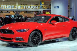 Ford Mustang masih diidamkan sebagai mobil kencang, khususnya untuk konsumen Eropa.(caranddriver)