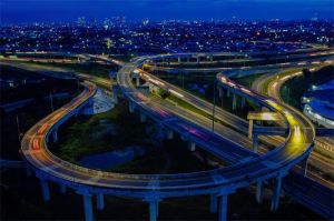 pembangunan jalan tol sebagai bagian proyek infrastruktur nasional