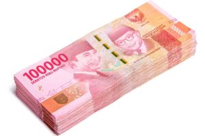 Ilustrasi uang tunai(Shutterstock/Pepsco Studio)