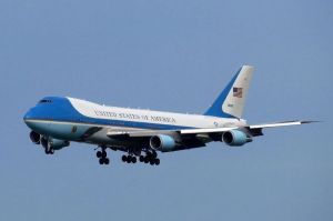 Pesawat Kepresidenan AS, Air Force One(Repro bidik layar via Lifestyel Asia)