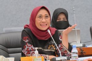 Wakil Ketua Komisi X DPR RI Hetifah Sjaifudian dalam sebuah kesempatan.(DOK. Humas DPR RI)