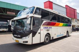 Pemilik Sinar Jaya adalah generasi kedua Herman Rusli dan Rasidin Karyana.(Traveloka)