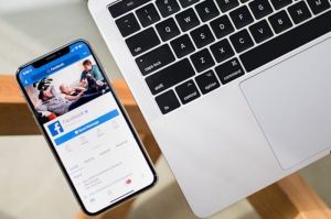 Cara mencari akun FB yang hilang dengan nomor HP. (Unsplash)