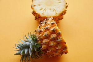 Ilustrasi apa manfaat air rendaman nanas untuk kesehatan?(Pexels/Laker)