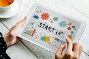 Ilustrasi startup, perusahan rintisan.(FREEPIK/RAWPIXEL.COM)