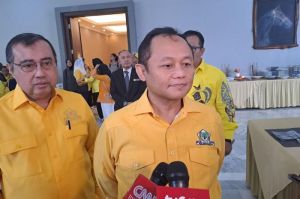 Sekjen Partai Golkar Sarmuji saat ditemui di Bogor, Jawa Barat, Sabtu (1/2/2025). (KOMPAS.com/ADHYASTA DIRGANTARA)