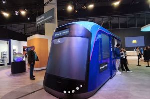 Ilustrasi tram di booth Ericsson di Mobile World Congress (MWC) 2025 Barcelona, Spanyol, Senin (3/3/2025).(Kompas.com/BILL CLINTEN)