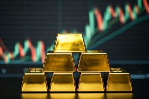 Harga emas menguat.(DOK. Shutterstock.)