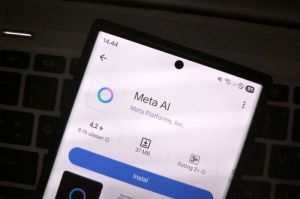 Meta resmi merilis aplikasi Meta AI. Selama ini, chatbot AI itu terintegrasi dengan Instagram, Messenger, dan WhatsApp.(Kompas.com/Wahyunanda Kusuma)