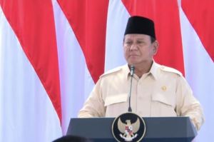 Presiden Prabowo Subiantodalam peluncuran program Hasil Terbaik Cepat saat Hari Pendidikan Nasional (Hadiknas) 2025 di SDN Cihampar 5, Kota Bogor, Jawa Barat, Jumat (2/5/2025)