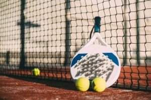 Ilustrasi olahraga padel.()