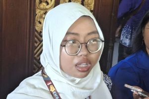 Nadia Rahamatika (21), calon jemaah haji tahun 2025 termuda dari Kota Denpasar, saat dijumpai di Kantor Gubernur Bali pada Selasa (13/5/2025). (KOMPAS.COM/ Yohanes Valdi Seriang Ginta )
