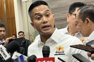 Ketua Umum Kamar Dagang dan Industri (Kadin) Indonesia Anindya Bakrie saat ditemui di Tempo Scan Tower, Jakarta Selatan, Selasa (13/5/2025).(KOMPAS.com/NIRMALA MAULANA A)
