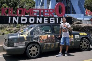 Monang Saragih salah satu anggota Komunitas Mercedes-Benz Club Indonesia Regional Jawa Timur-Bali menjalani 33 hari touring dari Surabaya ke Sabang.(Dokumentasi Pribadi)